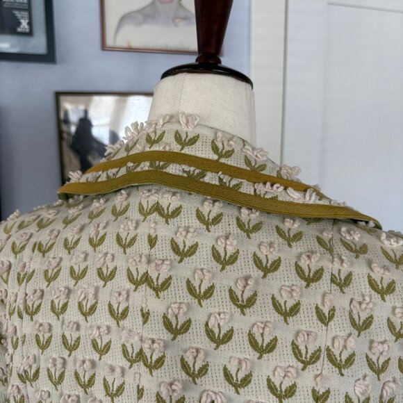 Vintage Marc Jacobs Embroidered Cream and Pink Floral Jacket size 4 - Picture 6 of 15